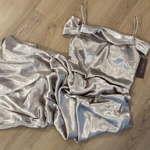 NWT Jenny Yoo Sabine Dress size 2 — Latte Luxe Charmeuse